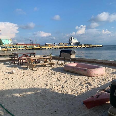 Paradise Divers Hotel Utila Bagian luar foto